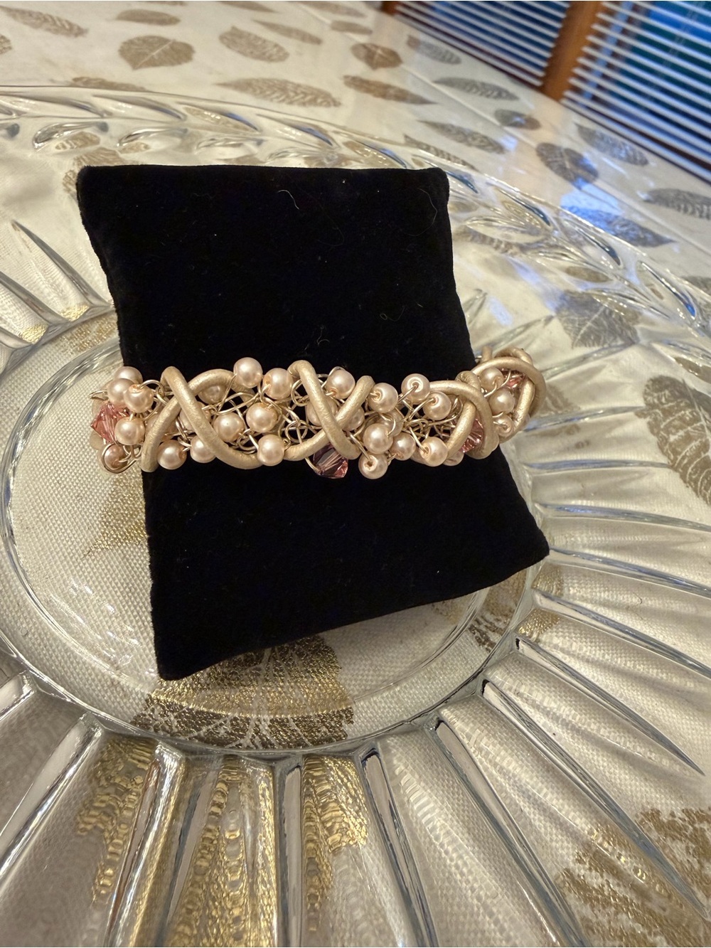 Pearl & Rose silver Twist Bracelet - Women Jewelry
